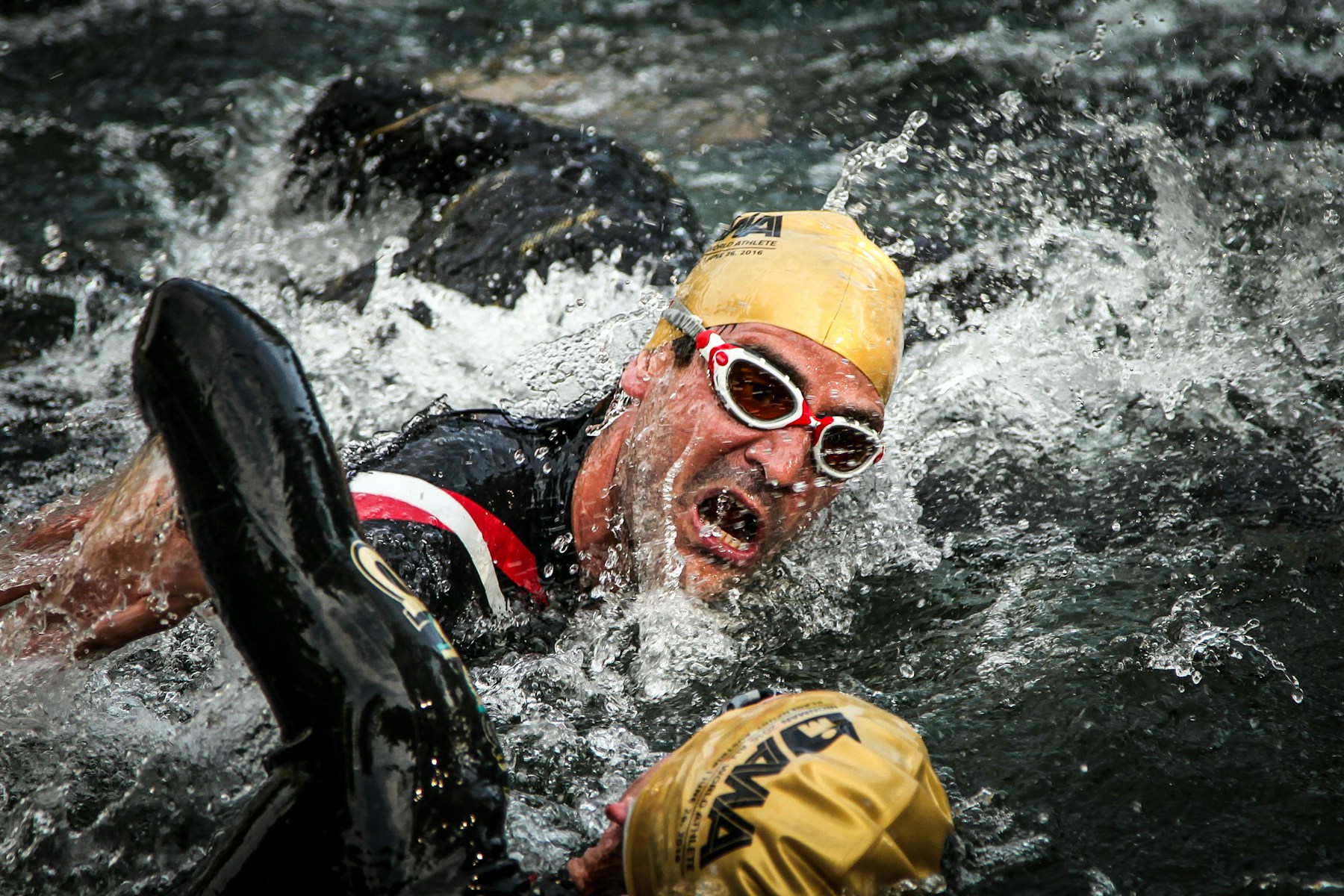 Schwimmtraining im Wasser